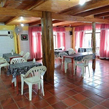 Отель La Casona Пуэрто-Игуасу Экстерьер фото