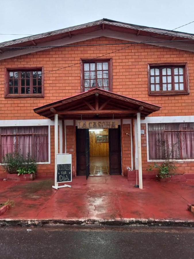 Отель La Casona Пуэрто-Игуасу Экстерьер фото