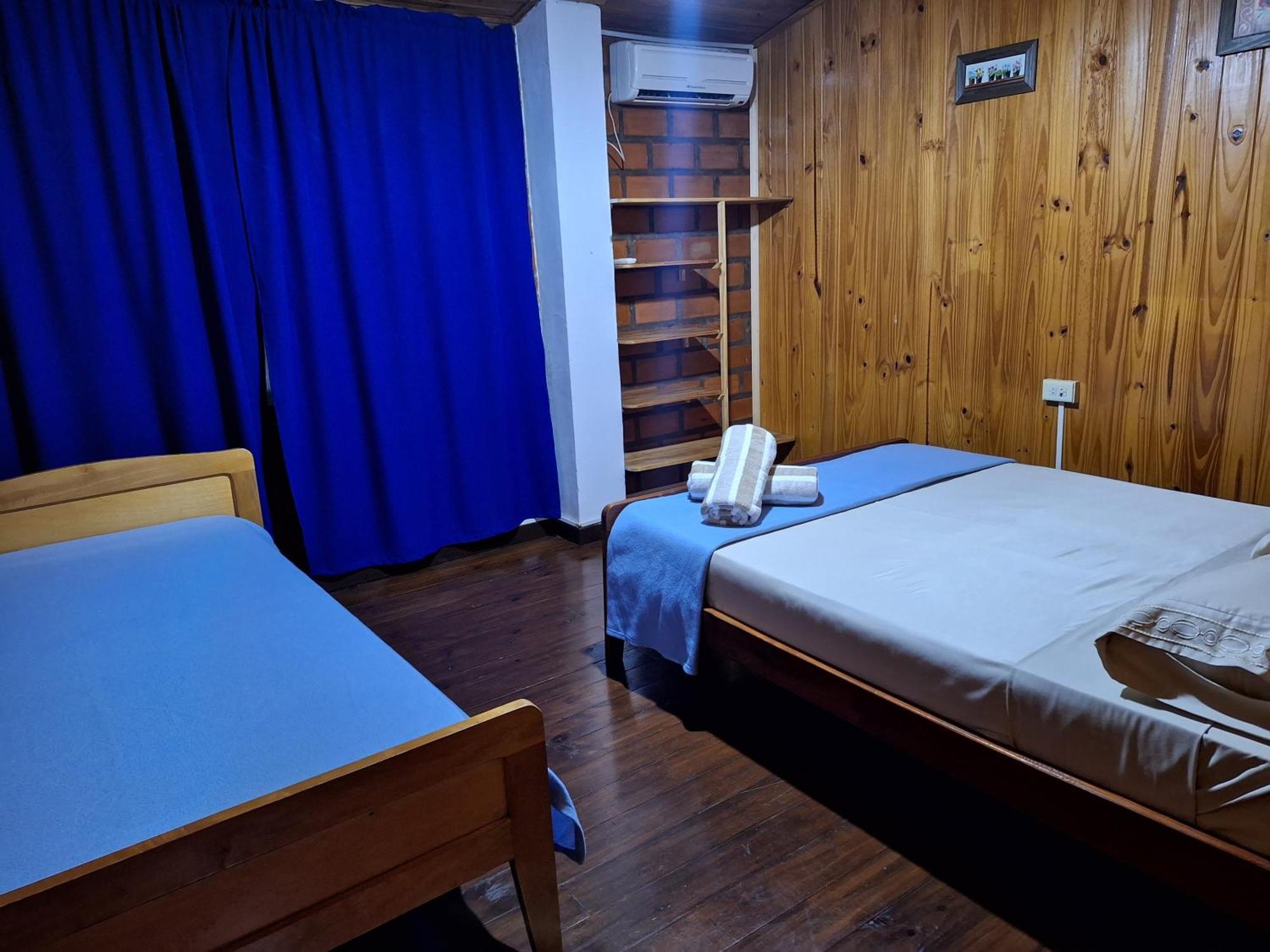 Отель La Casona Пуэрто-Игуасу Экстерьер фото